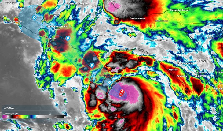 El ciclón Erick se intensifica y podría impactar Oaxaca como huracán categoría 2 este jueves. Se prevén lluvias torrenciales, fuertes vientos y oleaje elevado en la región.