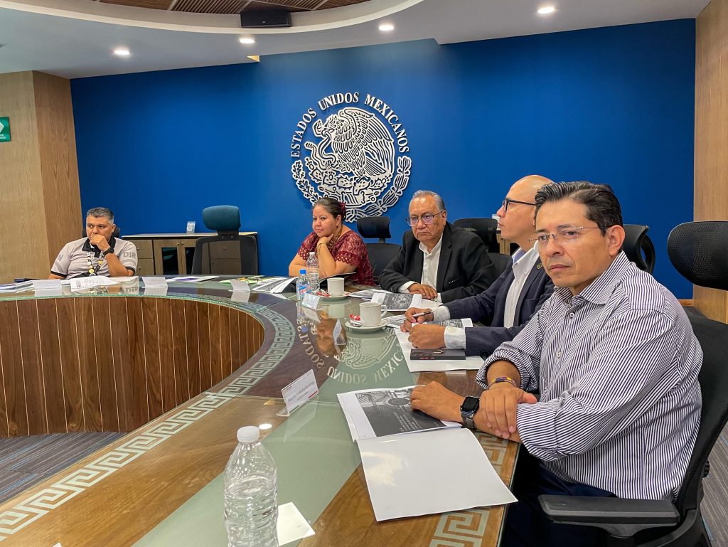 EMPRESARIOS EN AIFA