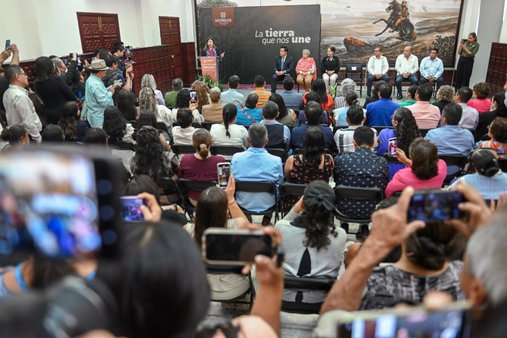 PROFESORES EN MORELOS
