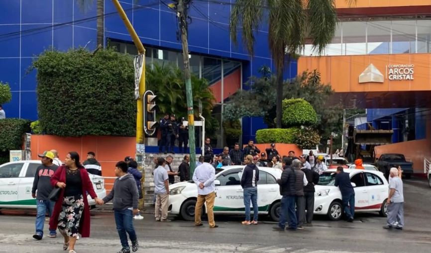 Taxistas y autoridades de Morelos logran acuerdo.