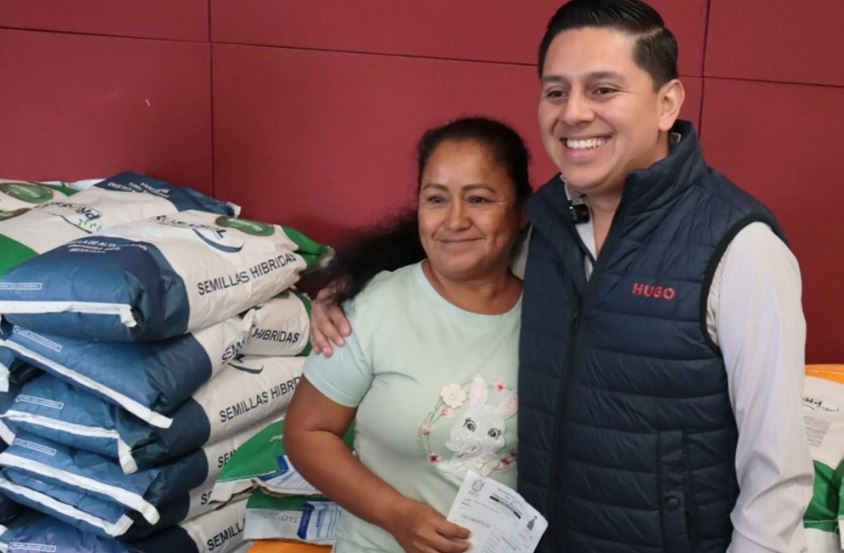 Jojutla entrega fertilizante a 750 productores del campo