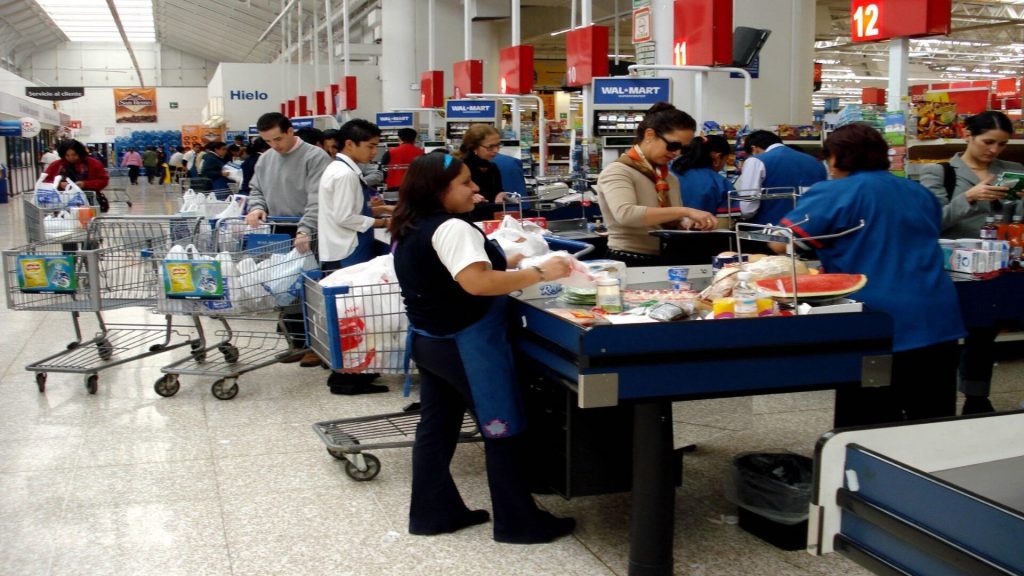 Morelos promueve asesoría sobre la "Ley silla" en empresas