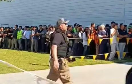 Más de 300 surcoreanos detenidos en fábrica en EE.UU.