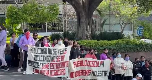Estudiante de Amilcingo se manifiestan en Cuernavaca