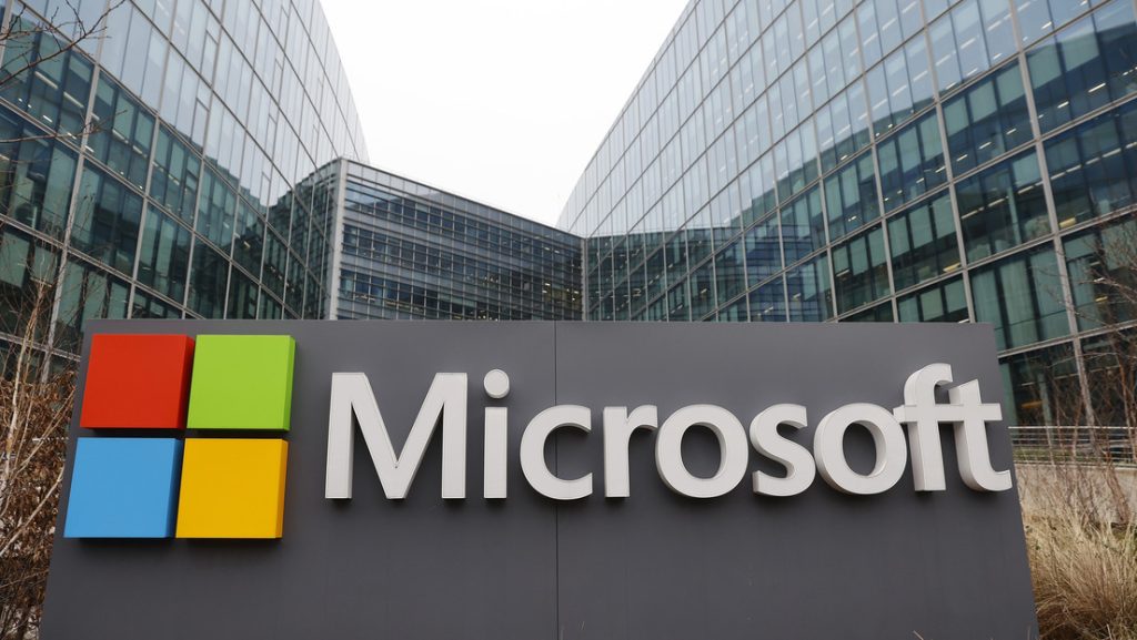 Microsoft bloquea servicios a Israel