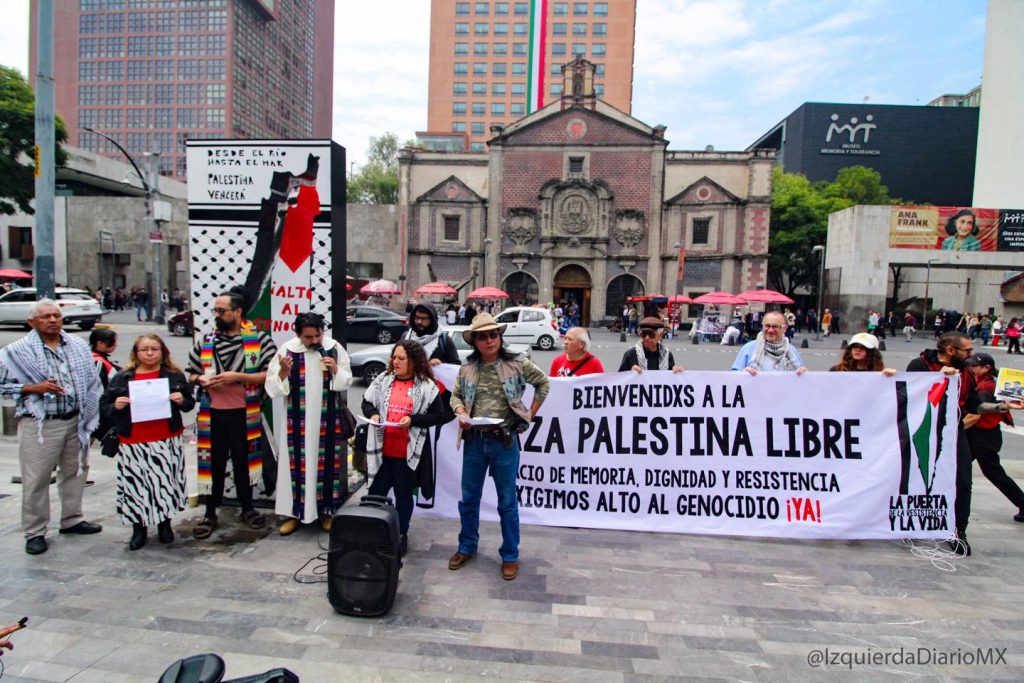 Instalan antimonumento "Puerta de la Resistencia y la Vida"