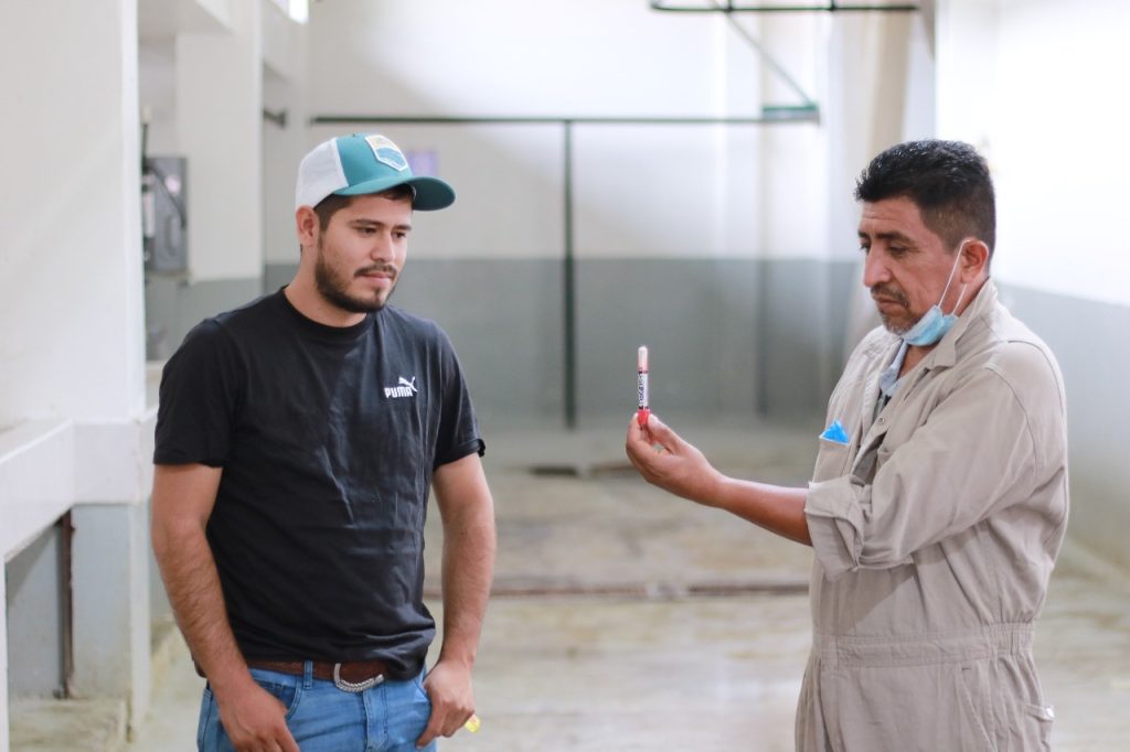 Zacatepec refuerza la sanidad de productos cárnicos