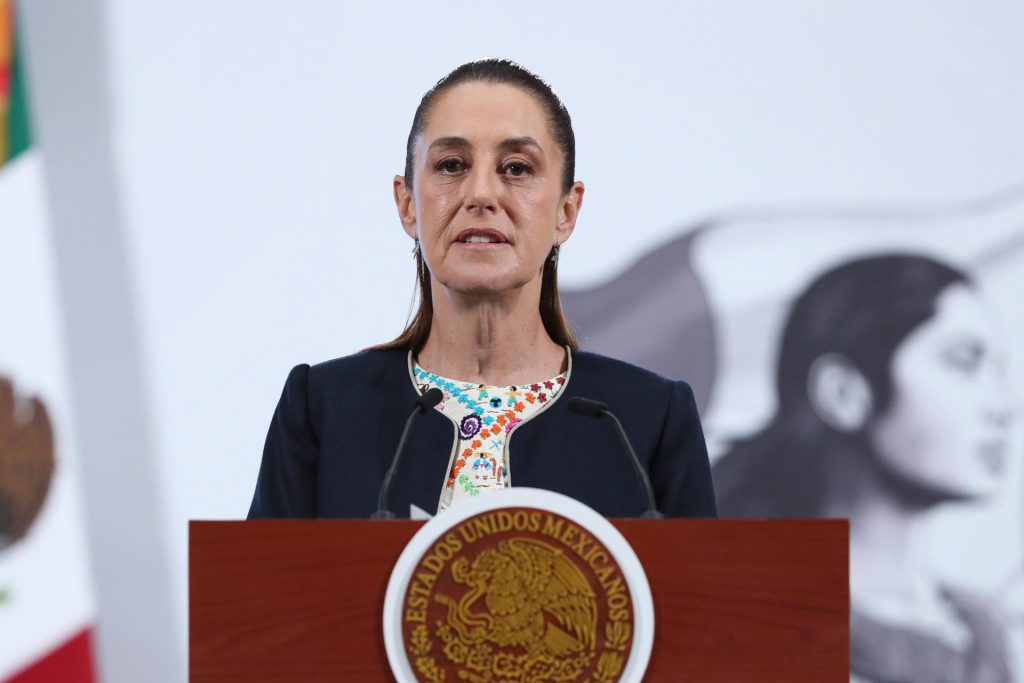 Congreso de Perú podría declarar Persona Non Grata a Claudia