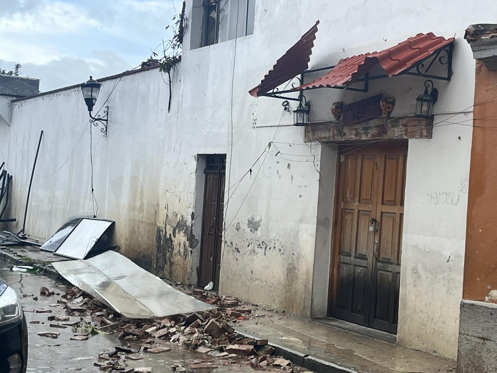 Tornado conocido como "Culebra" deja daños en San Cristóbal