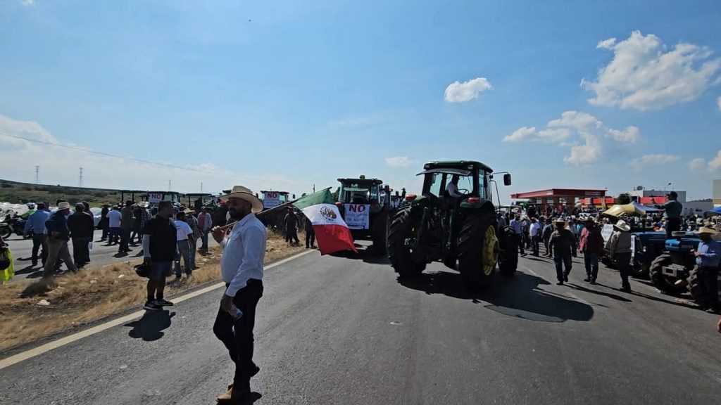 Bloqueo Autopista Siglo XXI