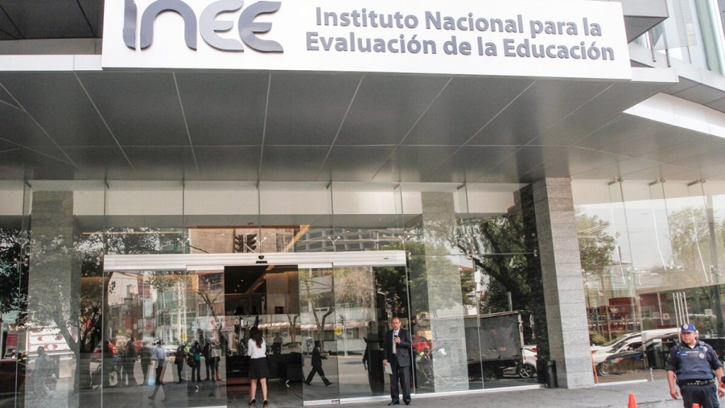 Desaparecen páginas de evaluación educativa