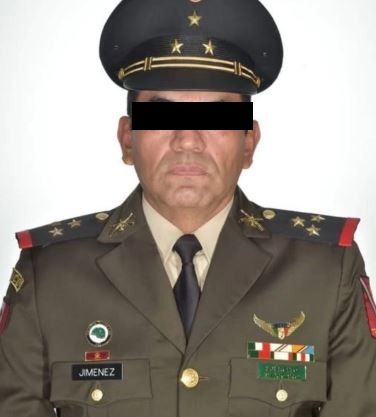 Michoacán busca al exjefe de escoltas