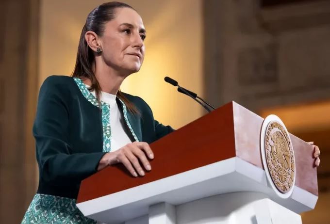 Sheinbaum señala negocio con agua
