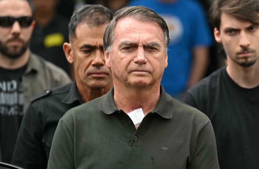 Bolsonaro inicia condena