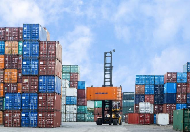 Diputados aumentan aranceles