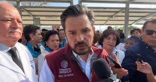 Zoé Robledo minimiza quejas