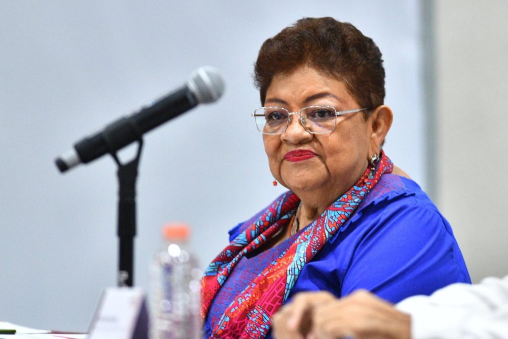 Ernestina Godoy nueva fiscal