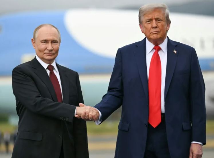 Trump conversa con Putin