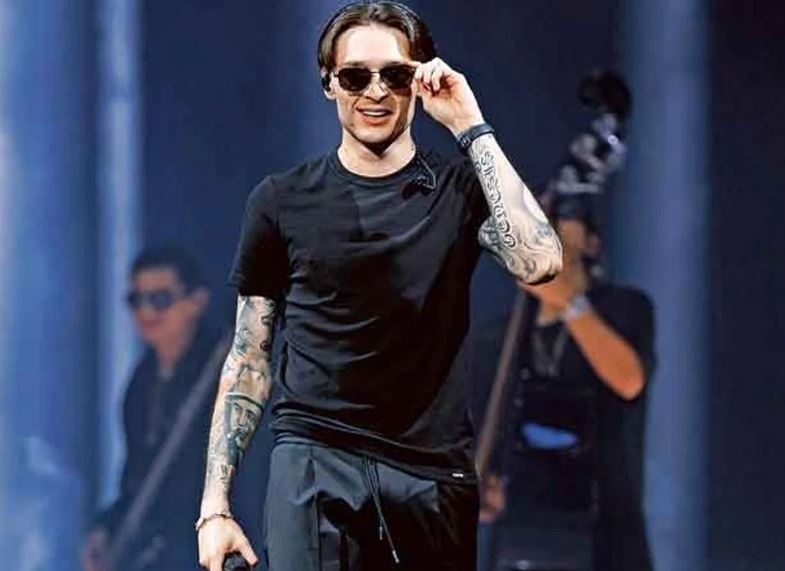 Peso Pluma anuncia gira