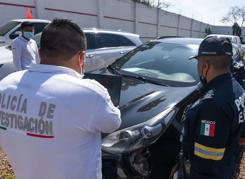 Suspenden a 10 agentes